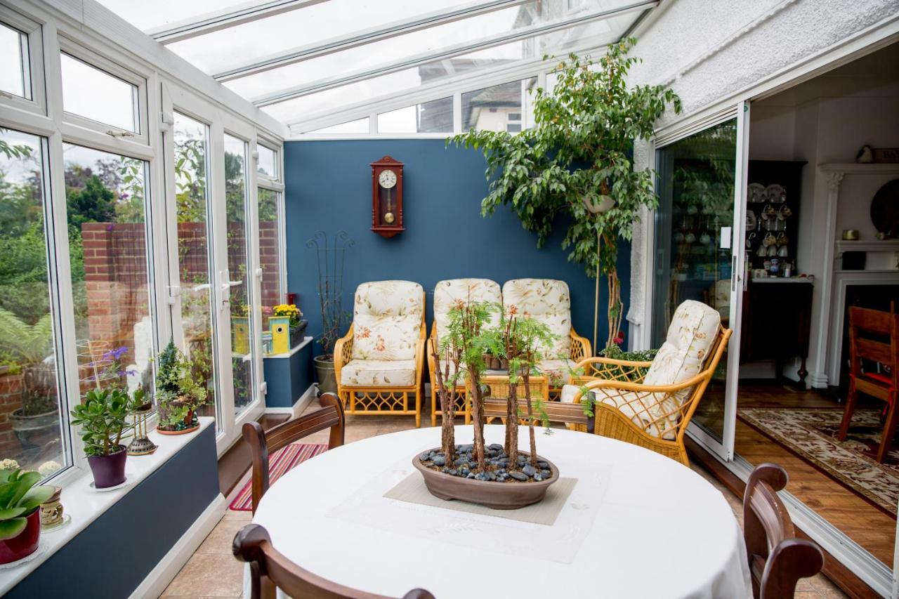 Bay Tree House Bed & Breakfast Барнет Екстериор снимка